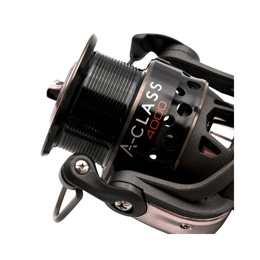 GAC055 Kołowrotek Guru A-Class 4000