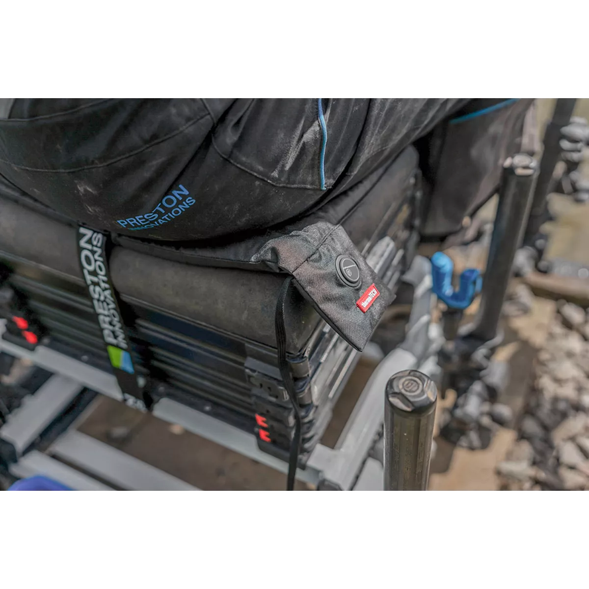 Podgrzewana poduszka na siedzisko Preston ThermaTECH Heated Seat Cushion