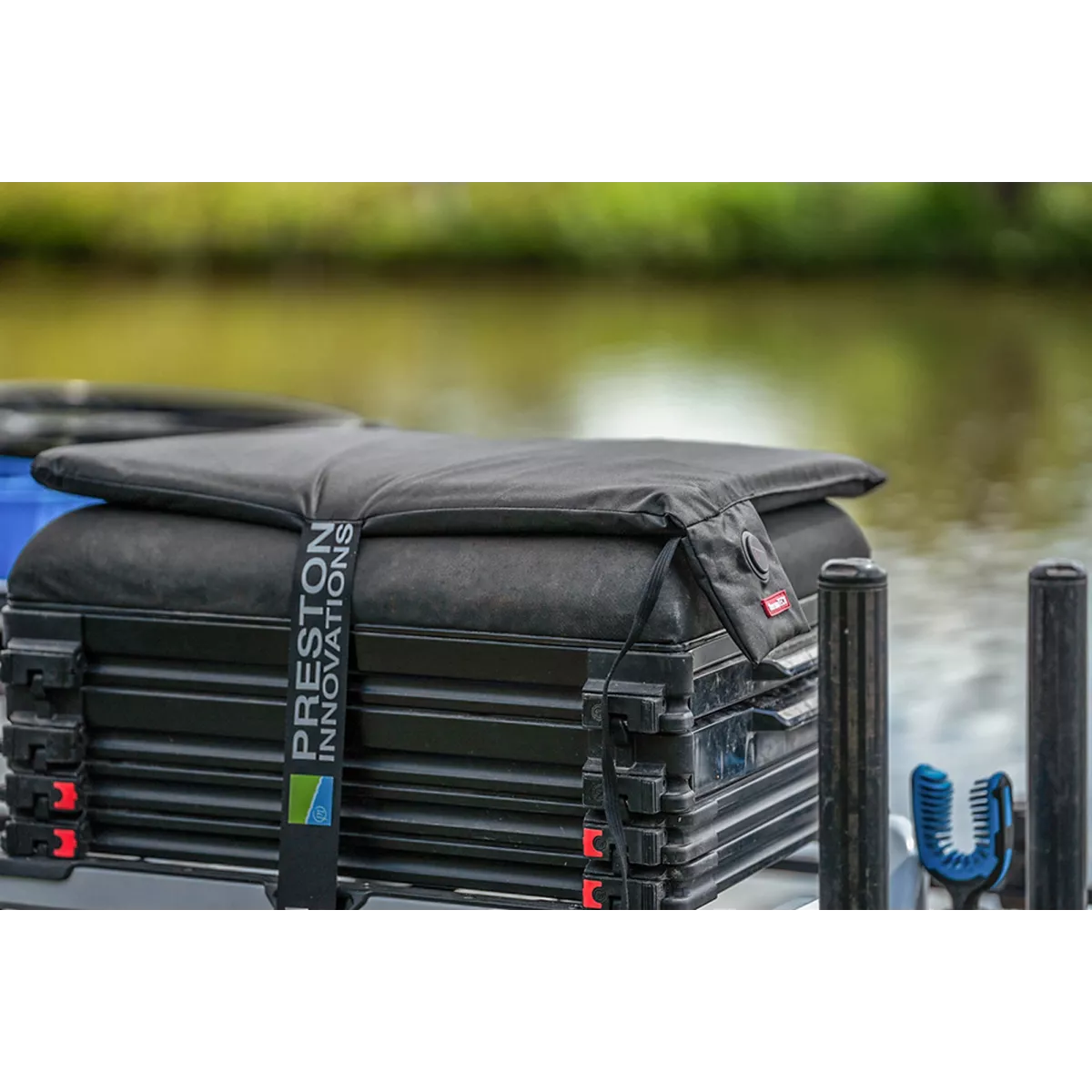 Podgrzewana poduszka na siedzisko Preston ThermaTECH Heated Seat Cushion