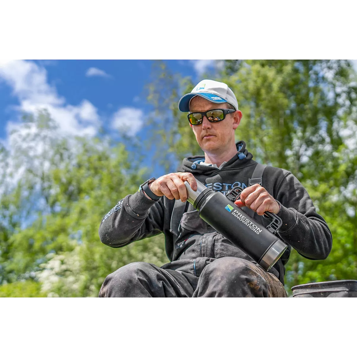 Termos Preston Stainless Steel Flask - 1.4L