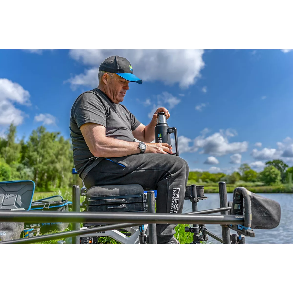 Termos Preston Stainless Steel Flask - 1.4L