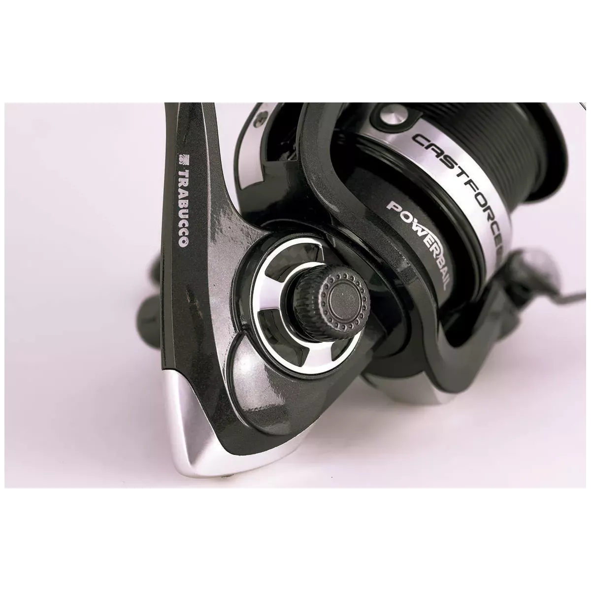 033-87-600 Kołowrotek Trabucco Castforce Feeder SR 5500