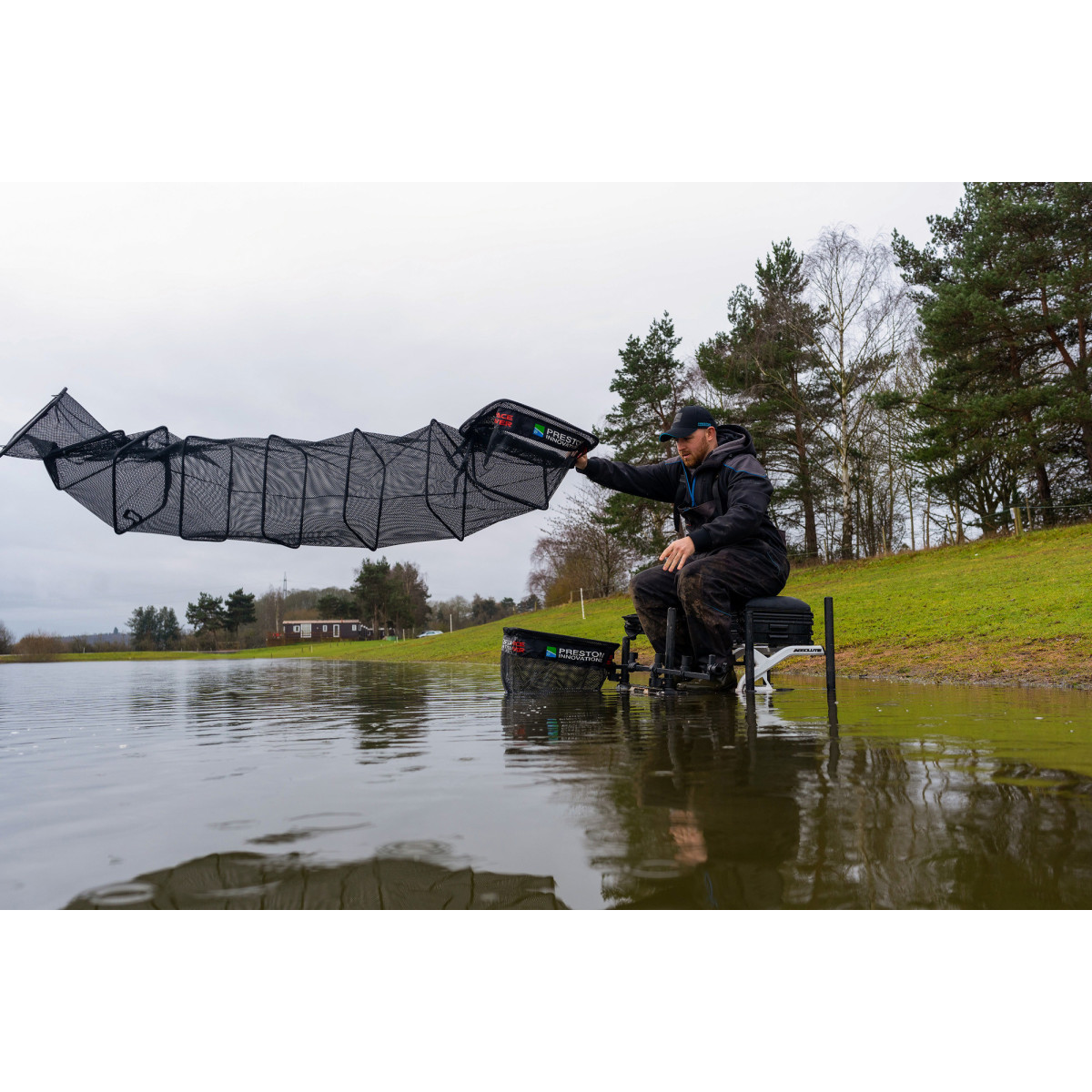 P0110102 Belka na akcesoria Preston OFFBOX - Snaplok Tool Bar XL