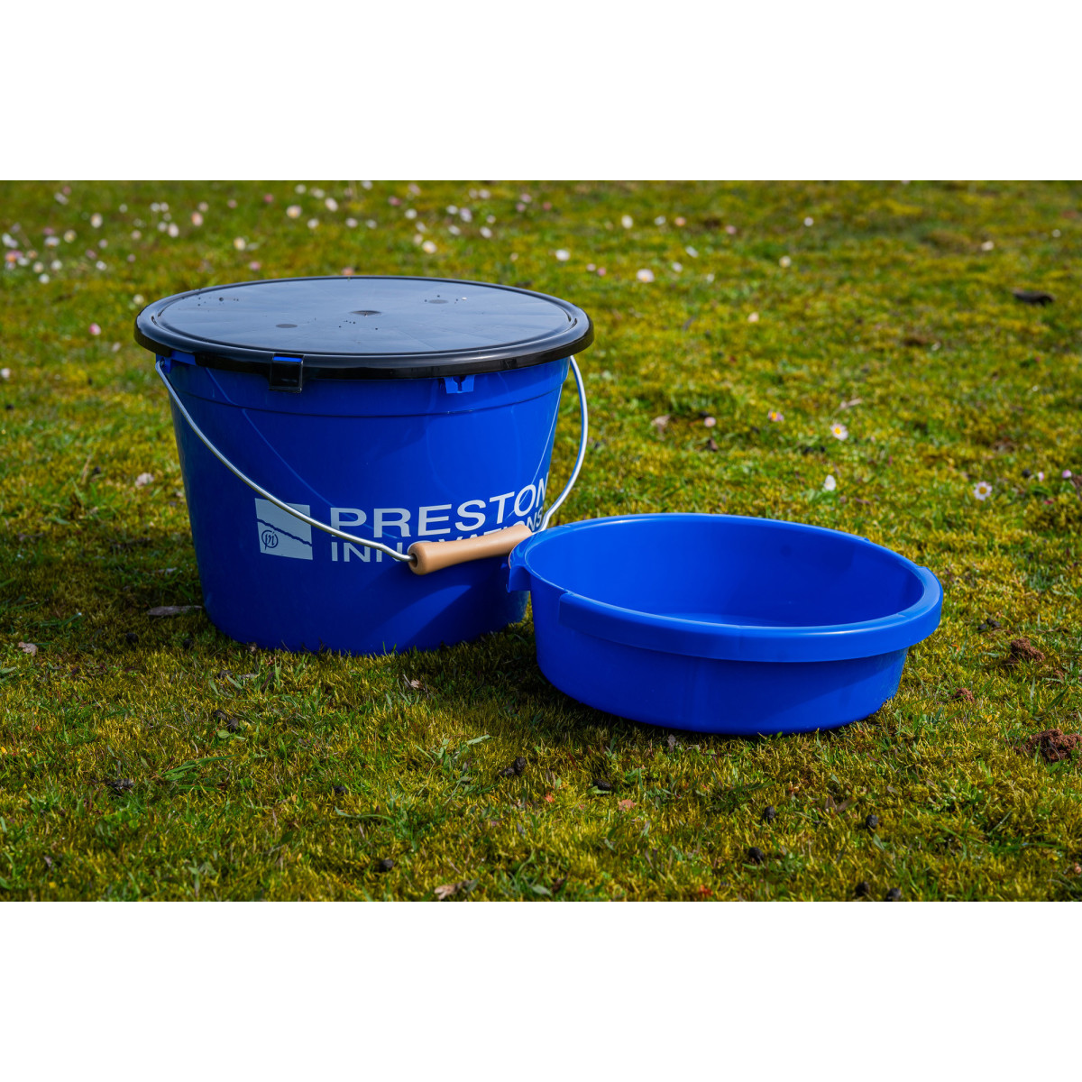 P0220151 Wiadro z pokrywą Preston Bucket Set - 13L