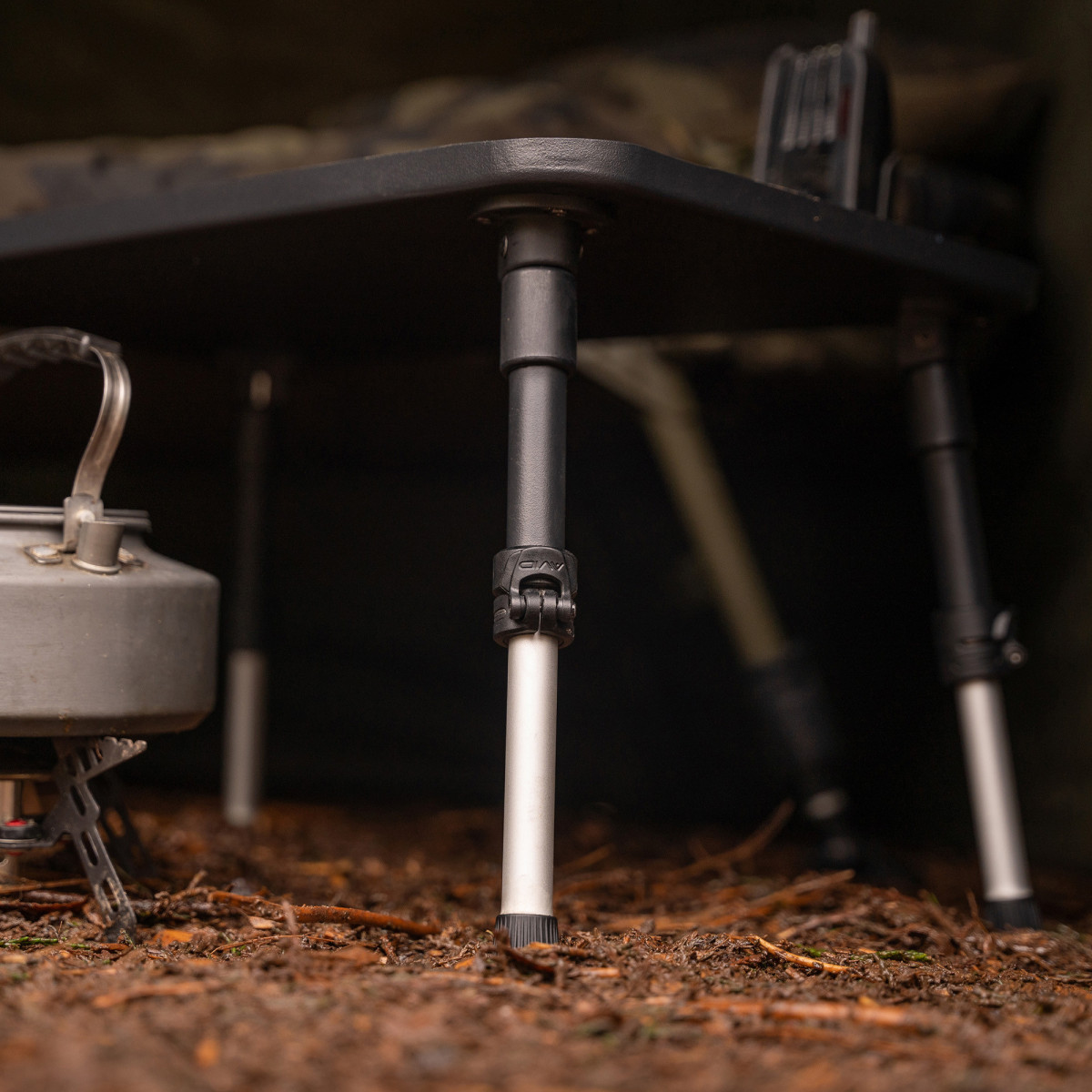 A0430098 Stolik Avid Revolve Bivvy Table