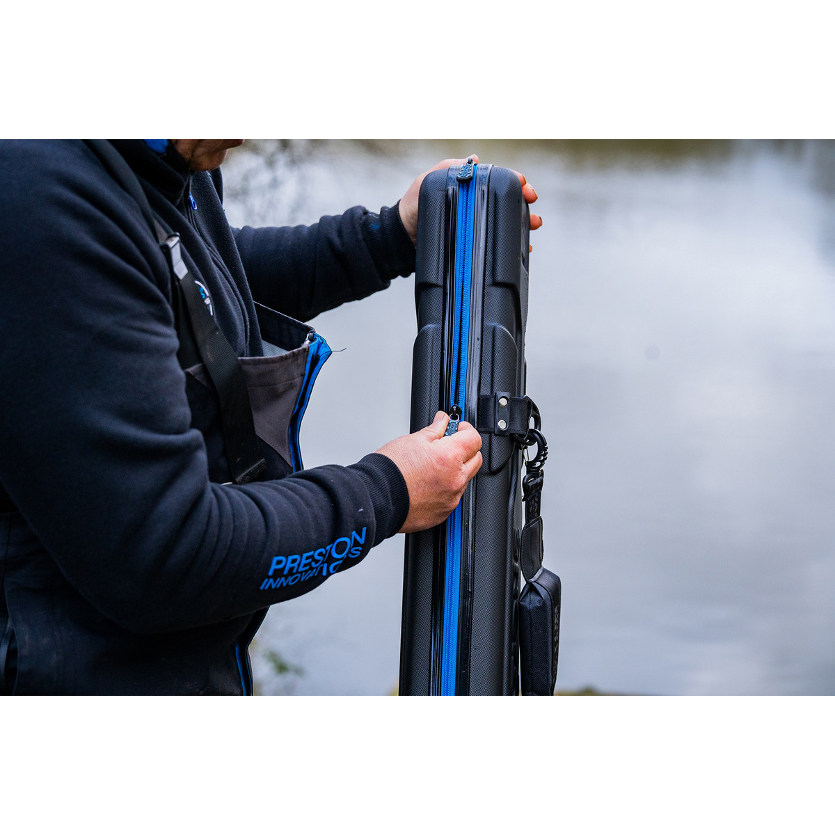 P0130129 Pokrowiec Preston Hardcase Compact Kit Safe