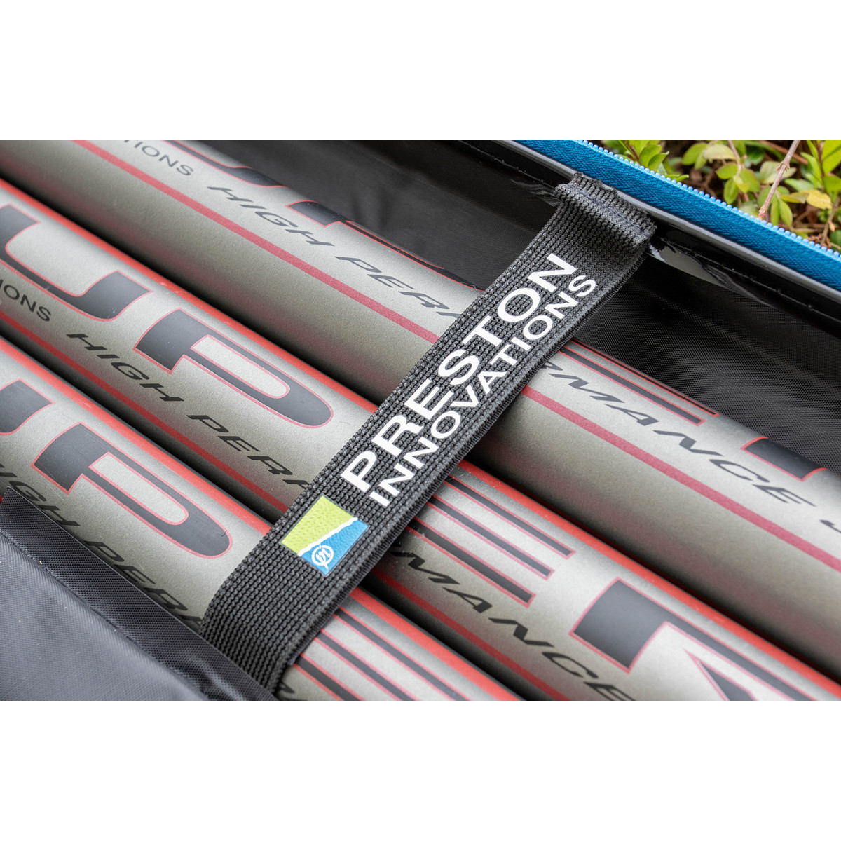 P0130138 Pokrowiec Preston Hardcase Pole Safe