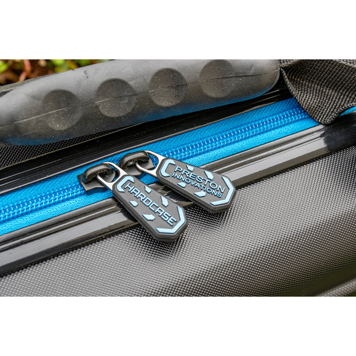 P0130138 Pokrowiec Preston Hardcase Pole Safe