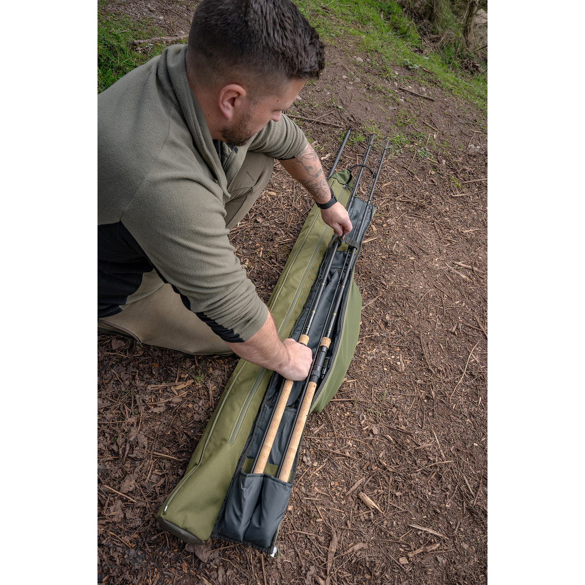 K0290119 Pokrowiec Korum Progress Folding Quiver - 2 Rod