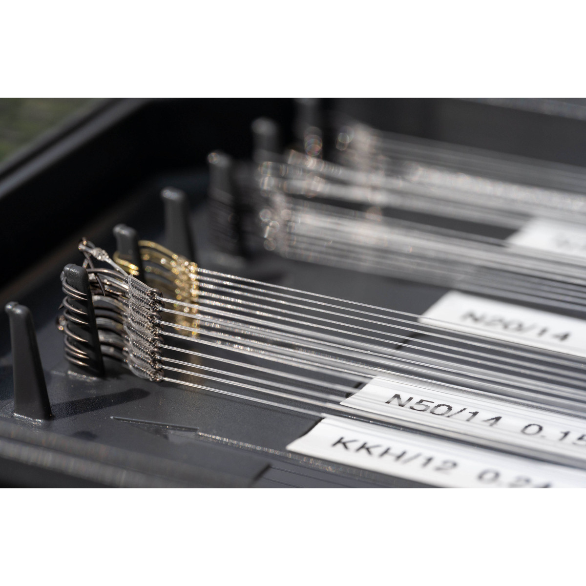 P0220153 Portfel na przypony Preston Absolute Hooklength Box - XL