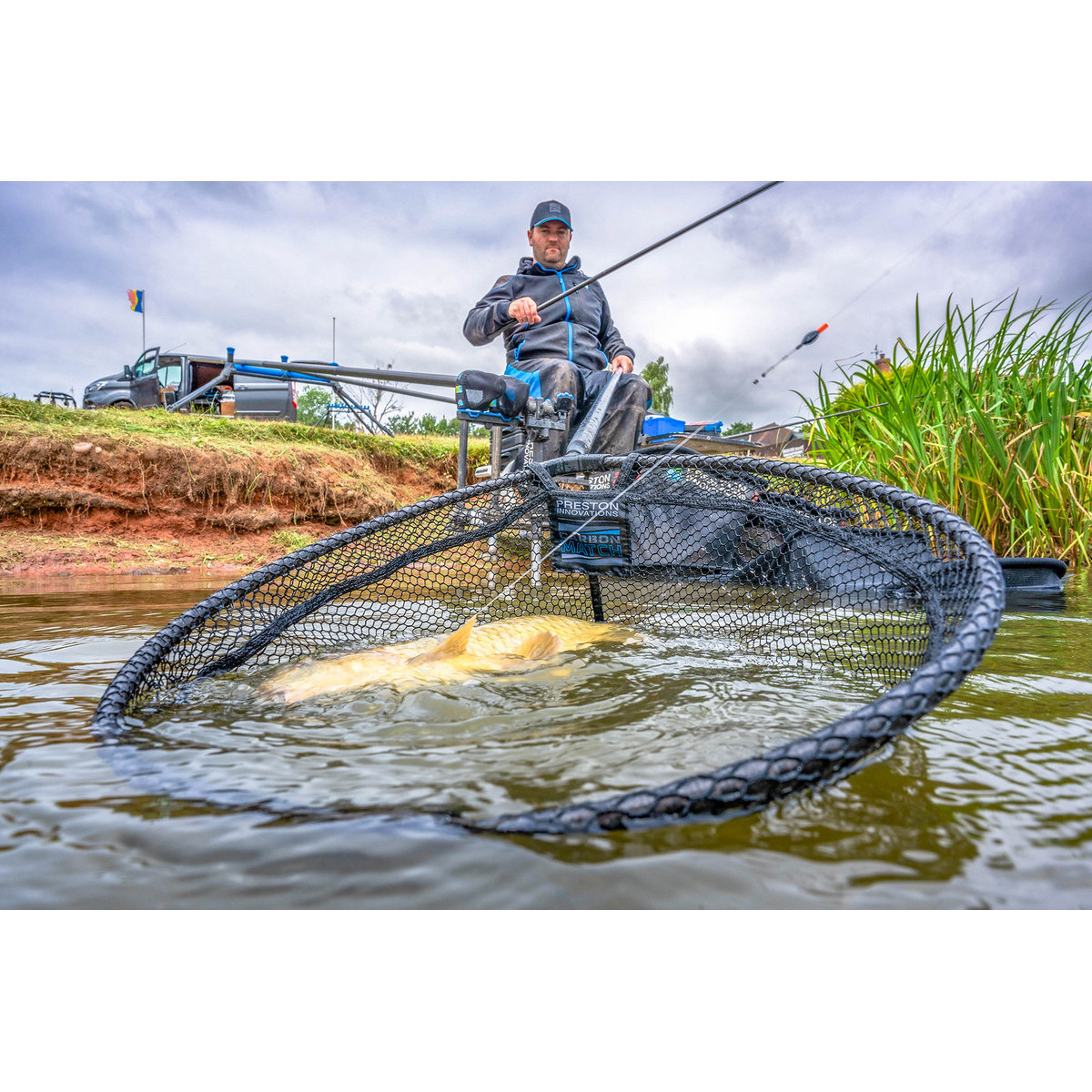 Kosz podbieraka Preston Carbon Match Landing Net