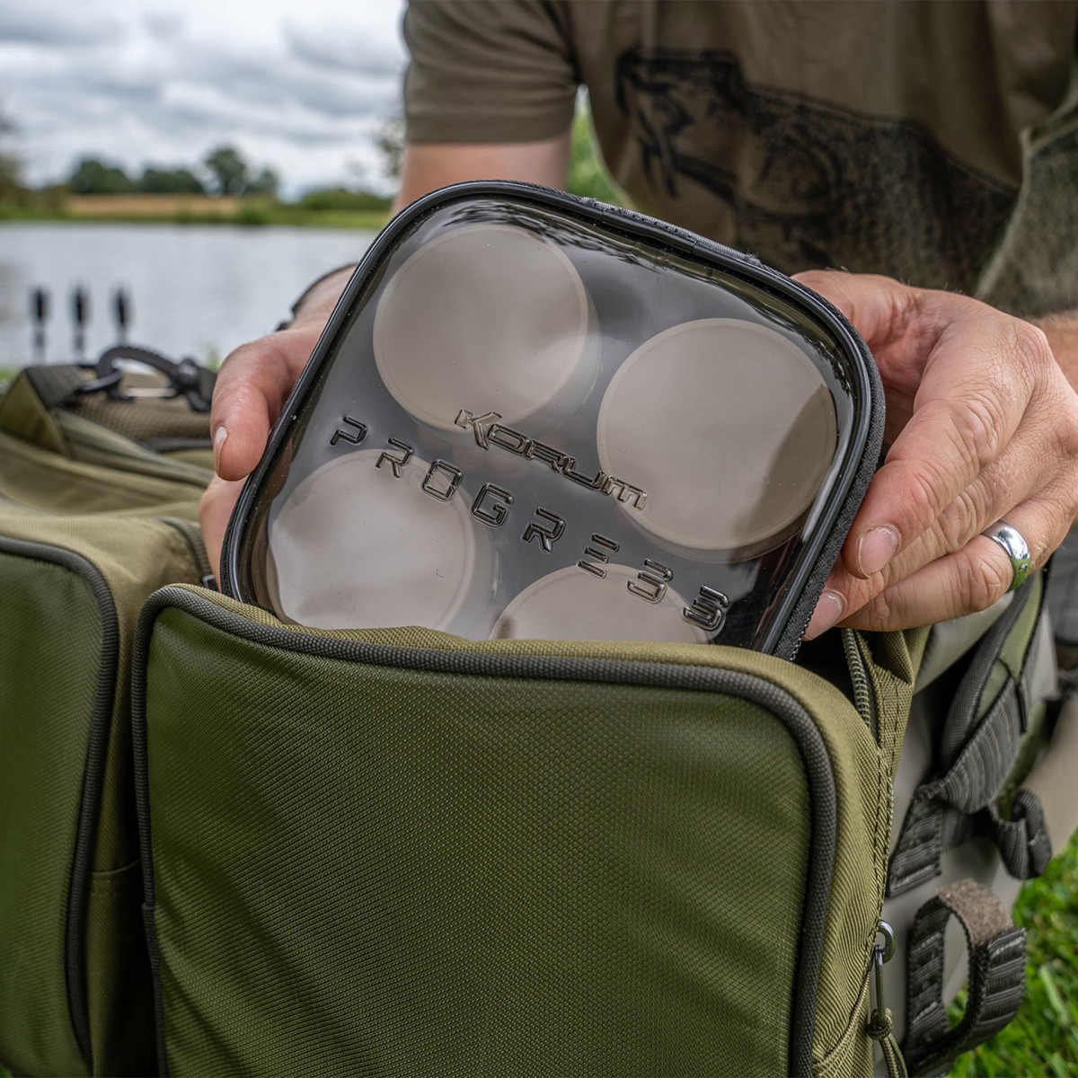 K0290121 Organizer Korum Progress EVA Hookbait Pouch - 4 Tub