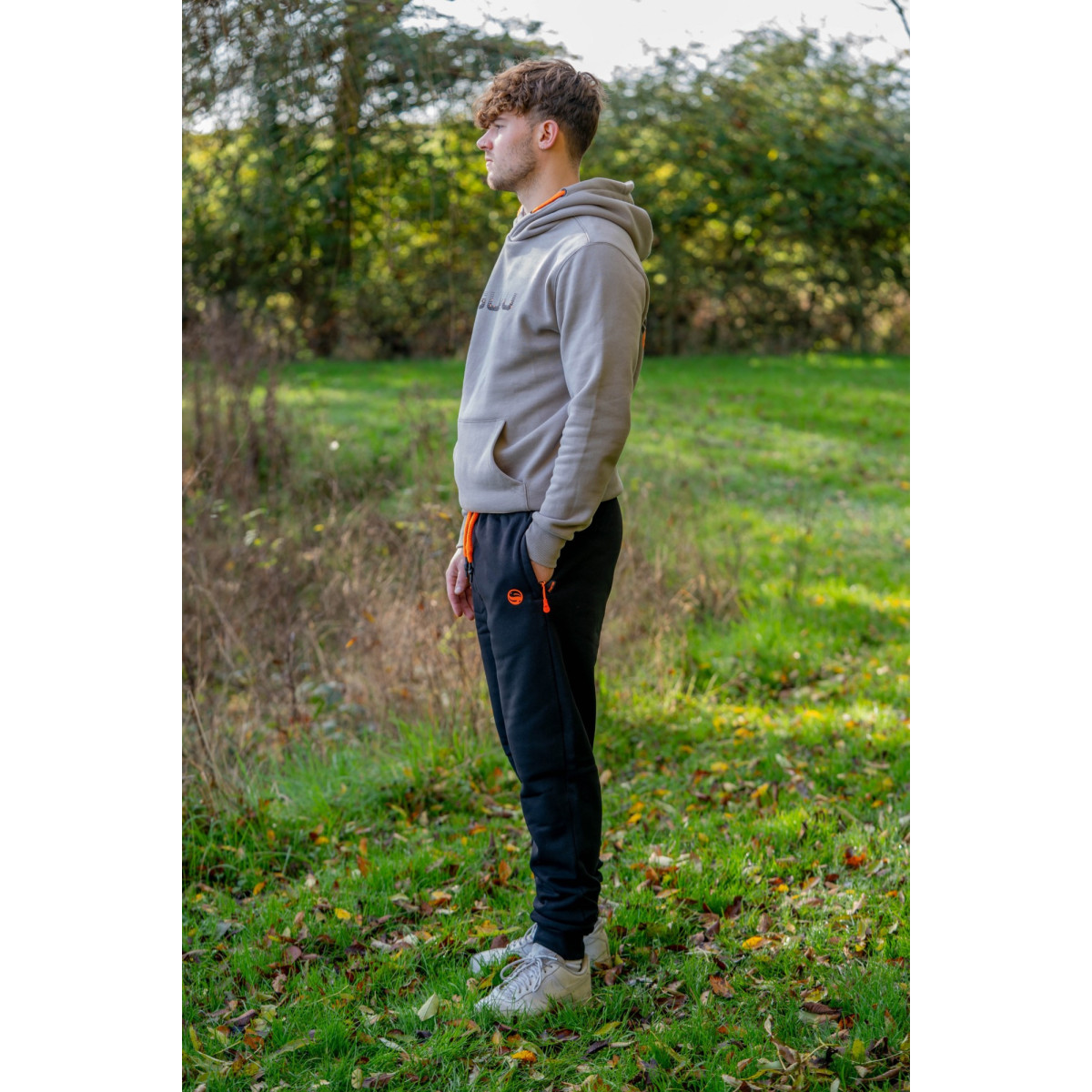 Spodnie Guru Black Joggers