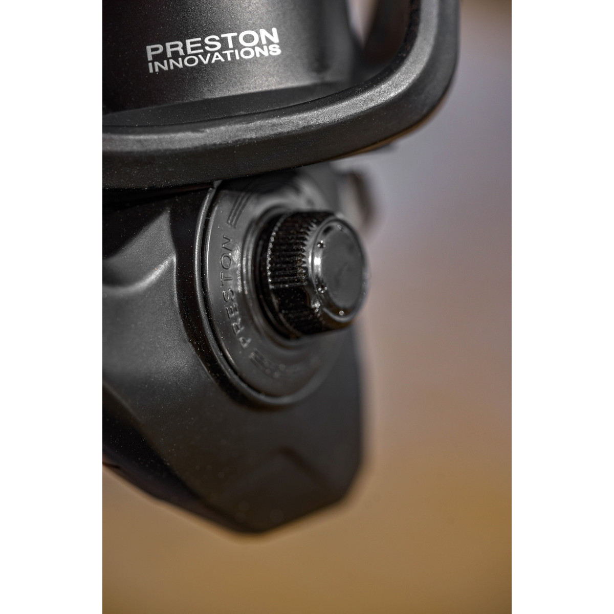 Kołowrotek Preston Invictus