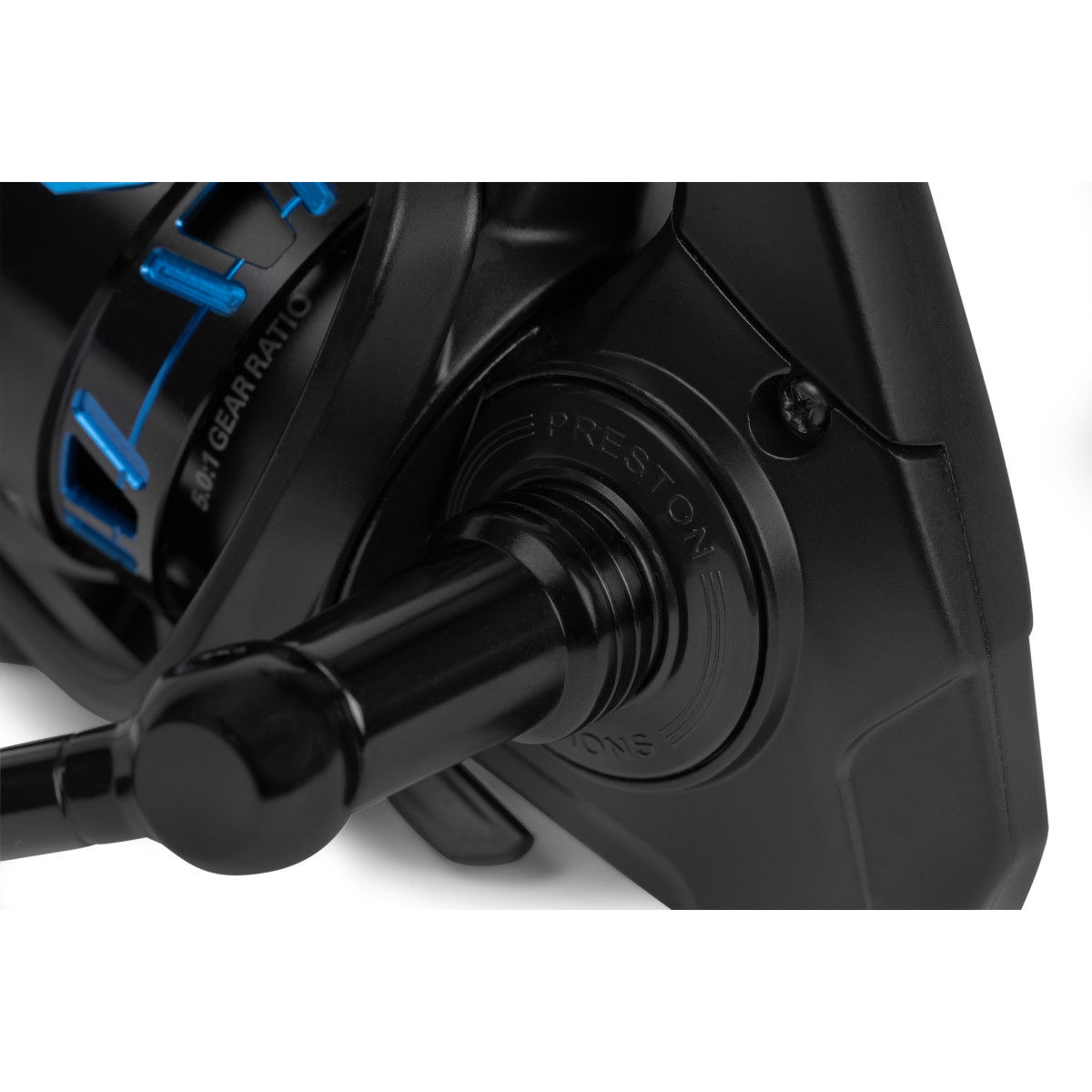 Kołowrotek Preston Invictus