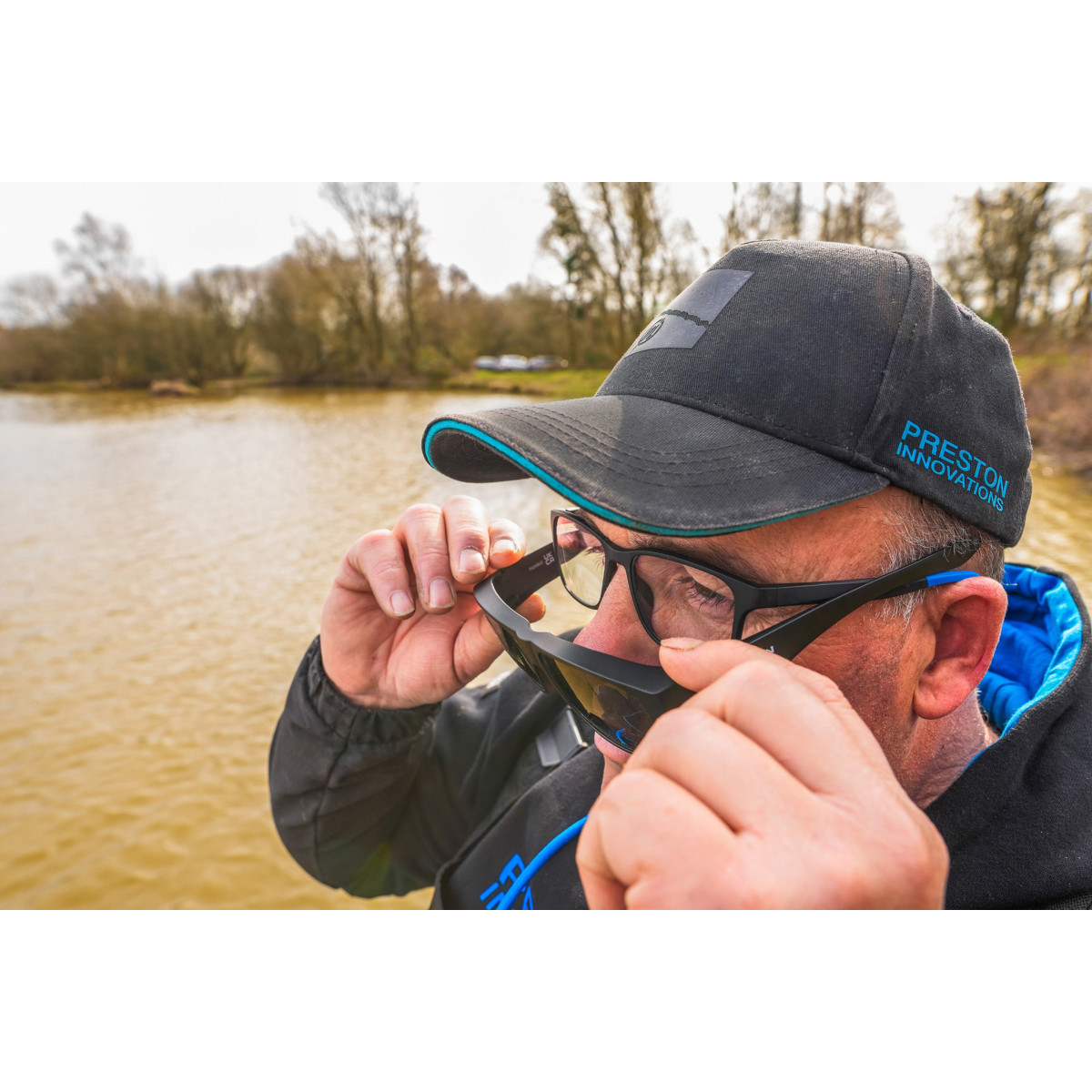 Okulary Preston Absolute Wrap Sunglasses - Smoke