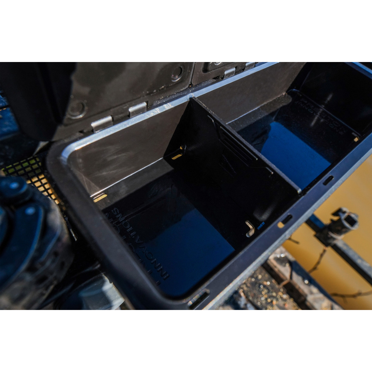 Tacka Preston OFFBOX Deluxe Accessory Tray