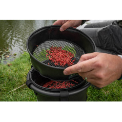 Miska Korum Any Chair EVA Bowl & Riddle - K0300048