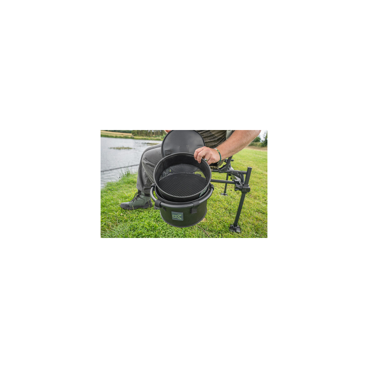 Miska Korum Any Chair EVA Bowl & Riddle - K0300048