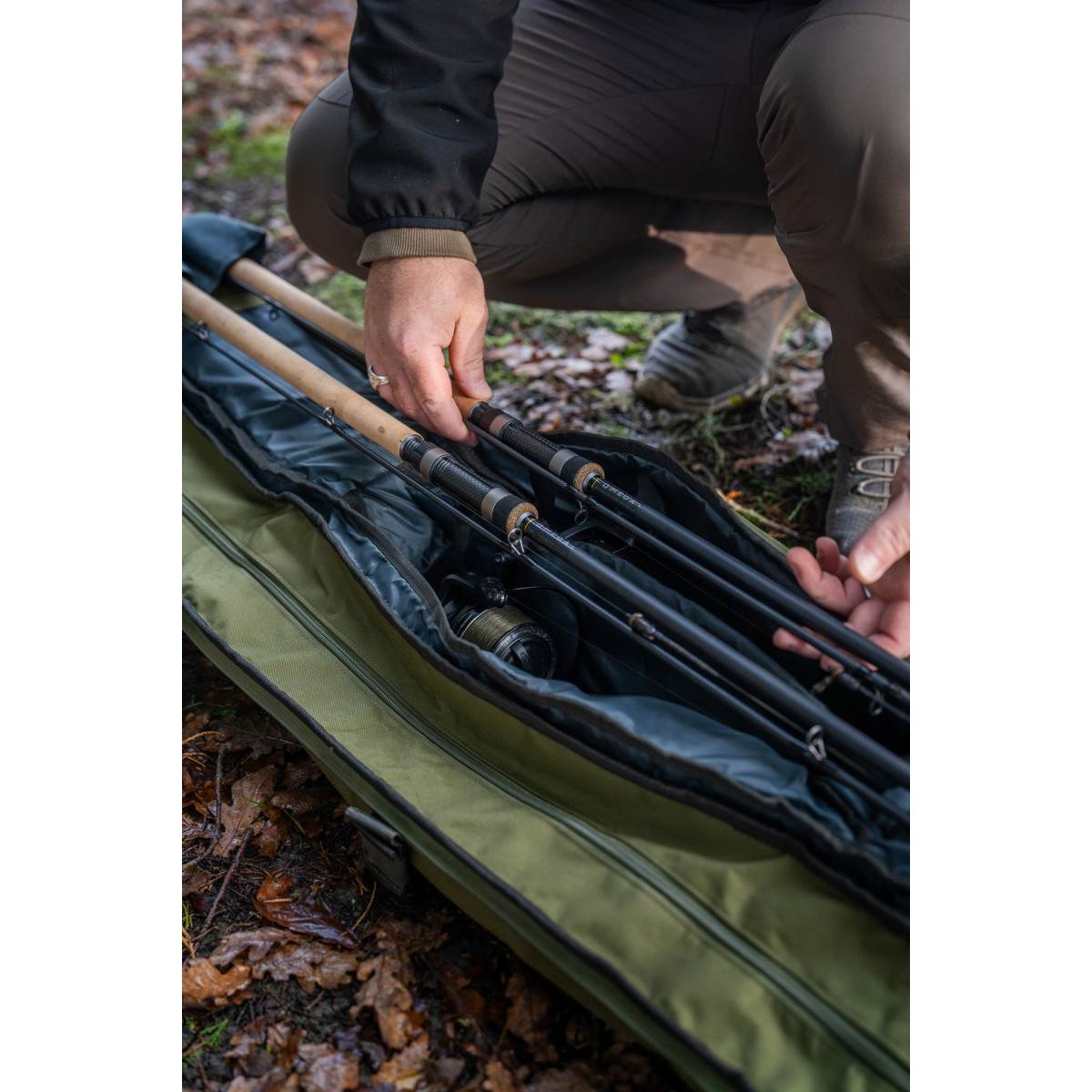 K0290127 Pokrowiec Korum Progress Folding Holdall 2 Rod - 196cm