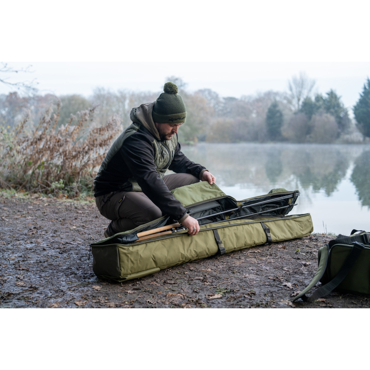 K0290128 Pokrowiec Korum Progress Folding Holdall 3 Rod - 196cm