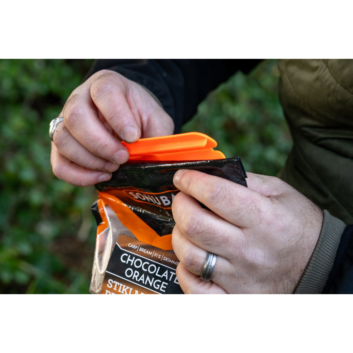 S0950009 Klips do zanęt Sonubaits Bait Bag Clip