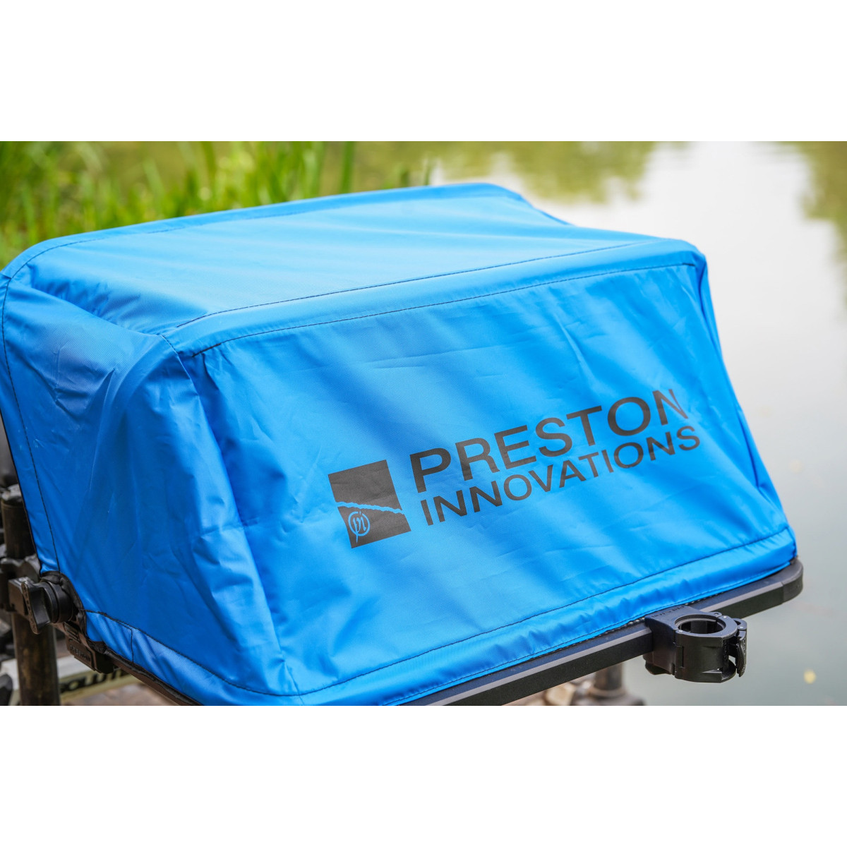 P0110112 Tacka Preston Ventalite Large Hoodie Side Tray