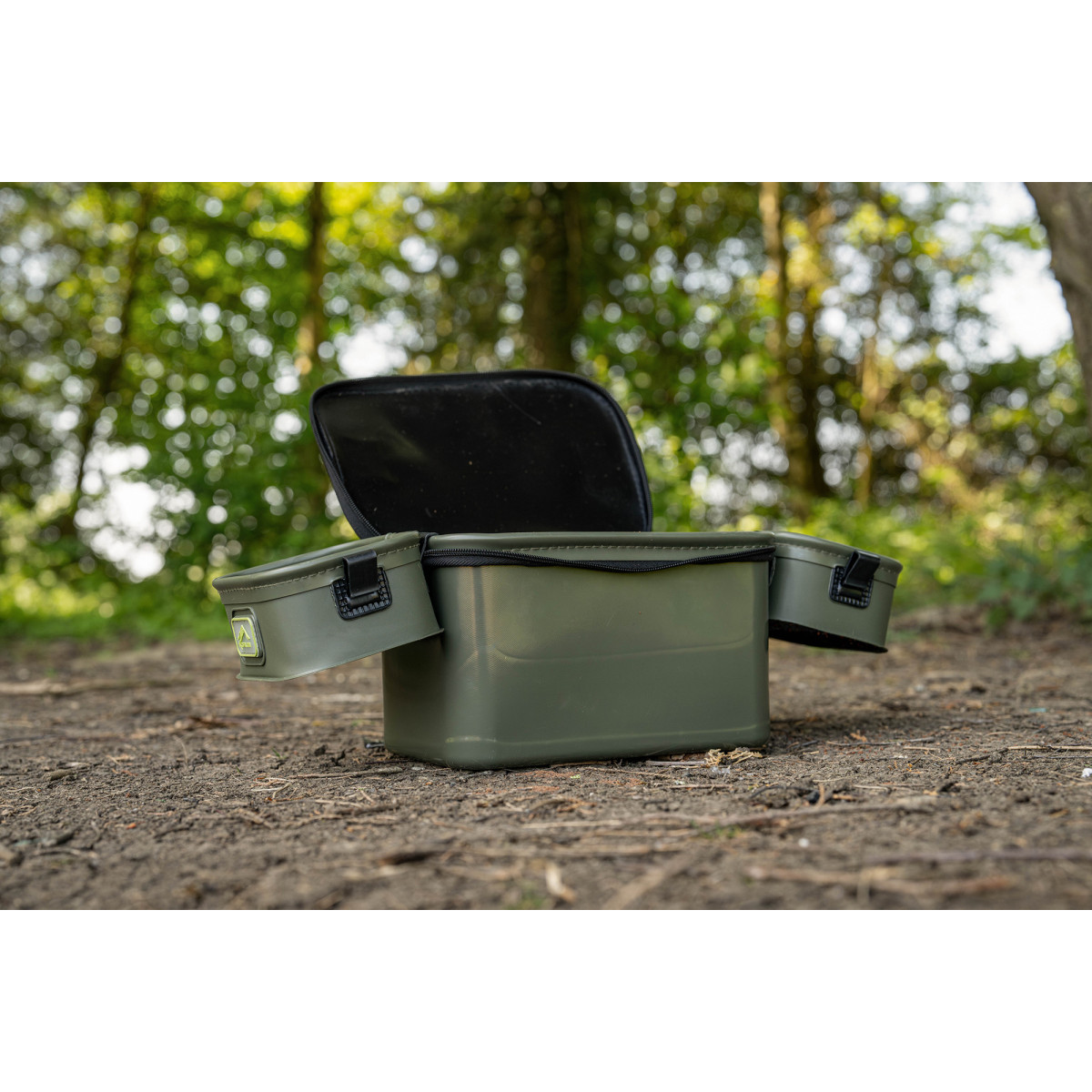 K0290137 Zestaw Korum EVA Solid Bait Station - 8L