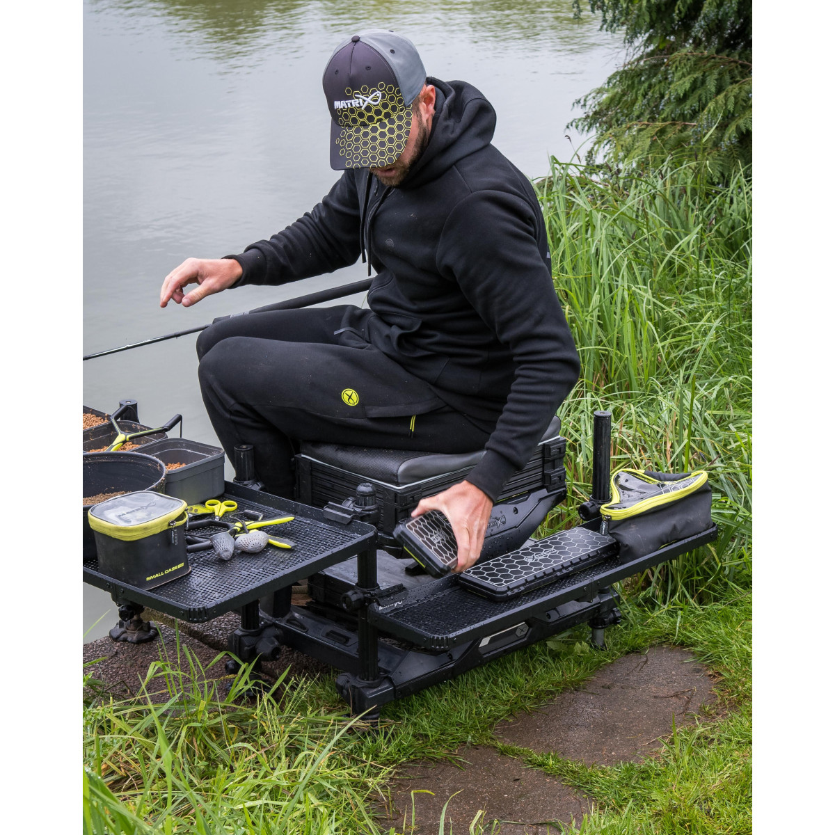 GBA076 Tacka Matrix Folding Side Tray - Slim