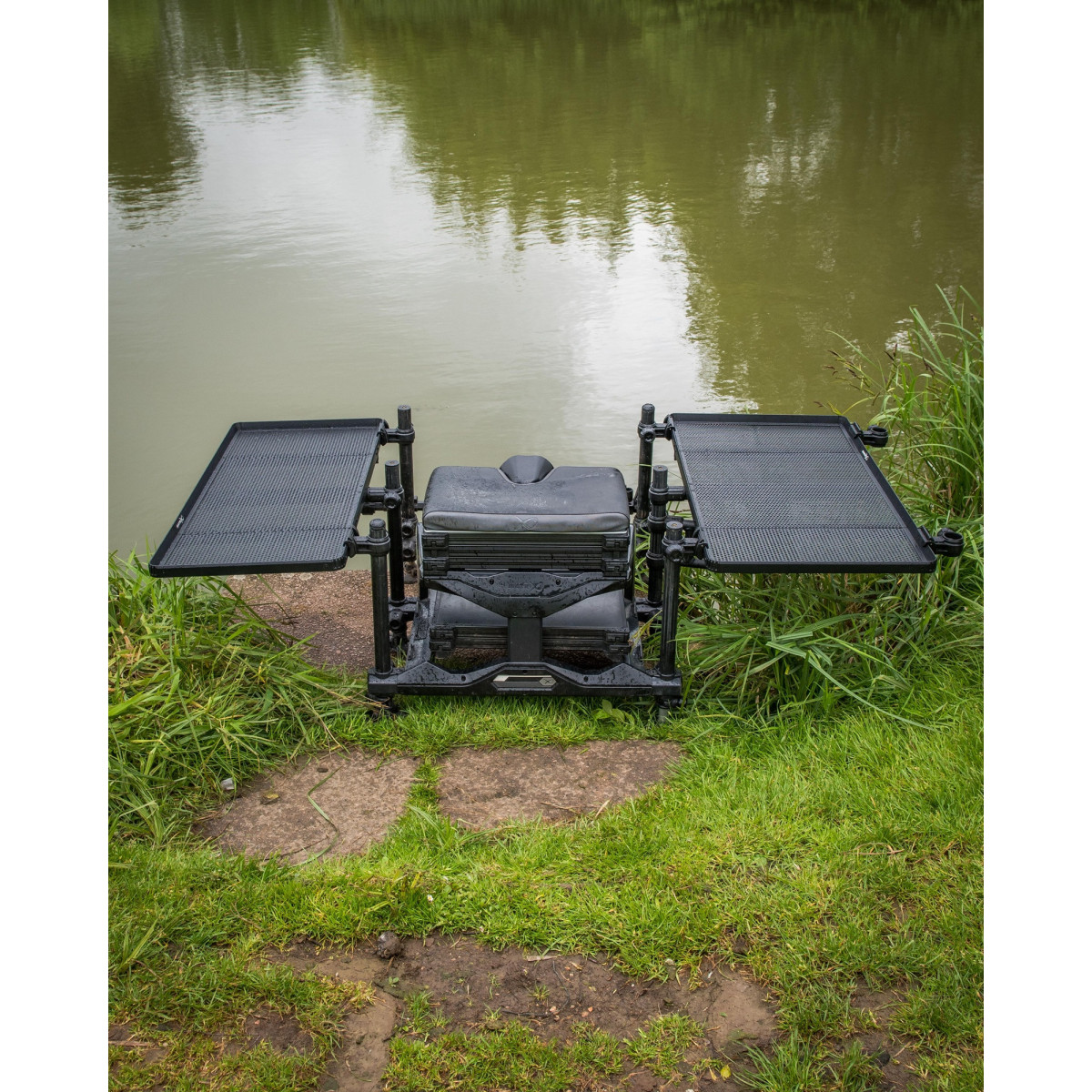 GBA078 Tacka Matrix Folding Side Tray - X-Large