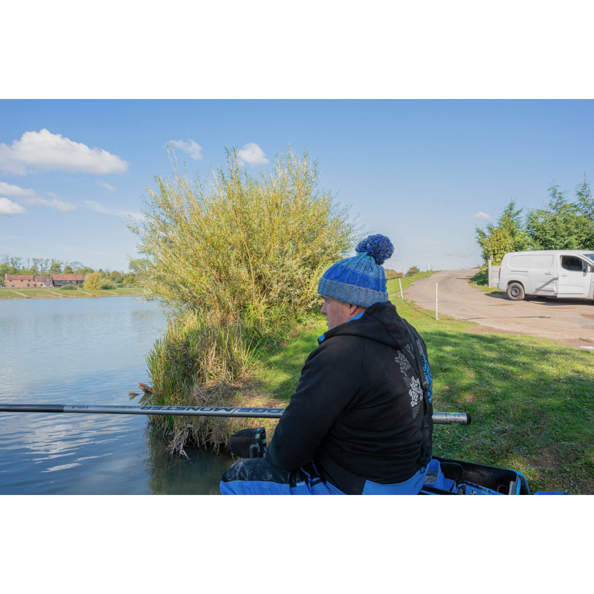 P0200675 Czapka Preston Colour Block Bobble Hat