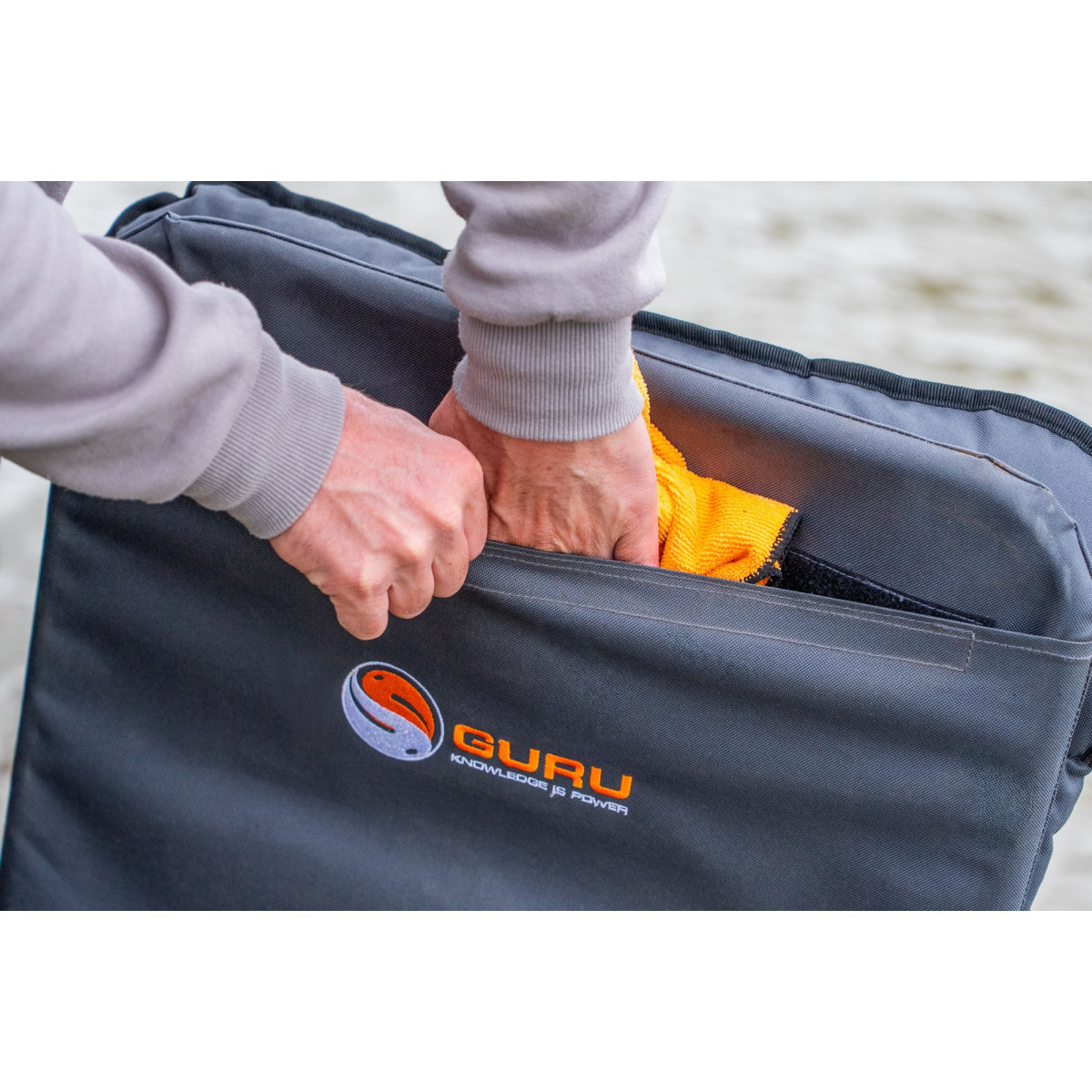 GCA001 Krzesło Guru X-Level Accessory Chair