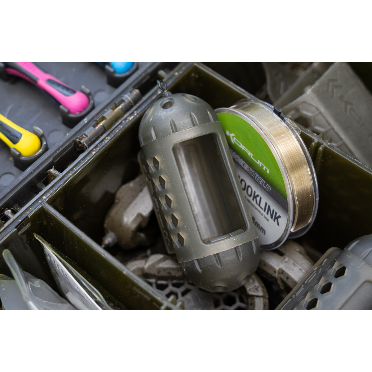 Koszyk zanętowy na robaki Korum Window Maggot Feeder