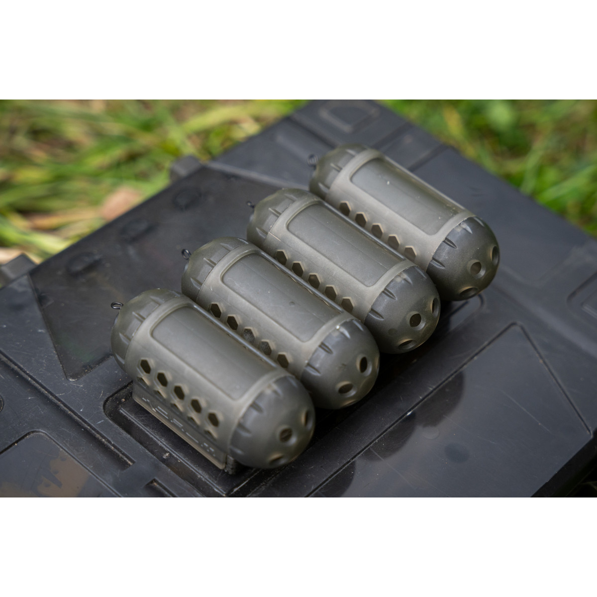 Koszyk zanętowy na robaki Korum Window Maggot Feeder