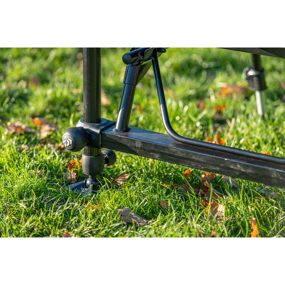 13432-600 Krzesło Daiwa N'Zon Slidetray Feeder Chair