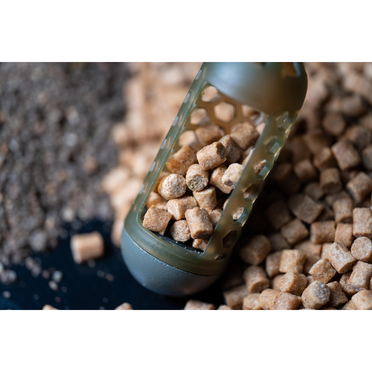 Koszyk zanętowy Preston Bait Up Window Feeder