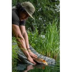 K0290143 Mata karpiowa Korum Camo Fishcare Set