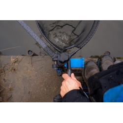 P0110124 Łapy Preston Offbox Landing Net Holders