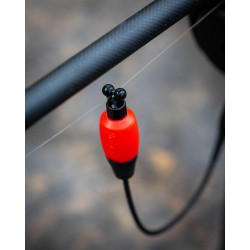 CBI147 Hanger Fox Black Label Dinky Halo Bobbin - Red