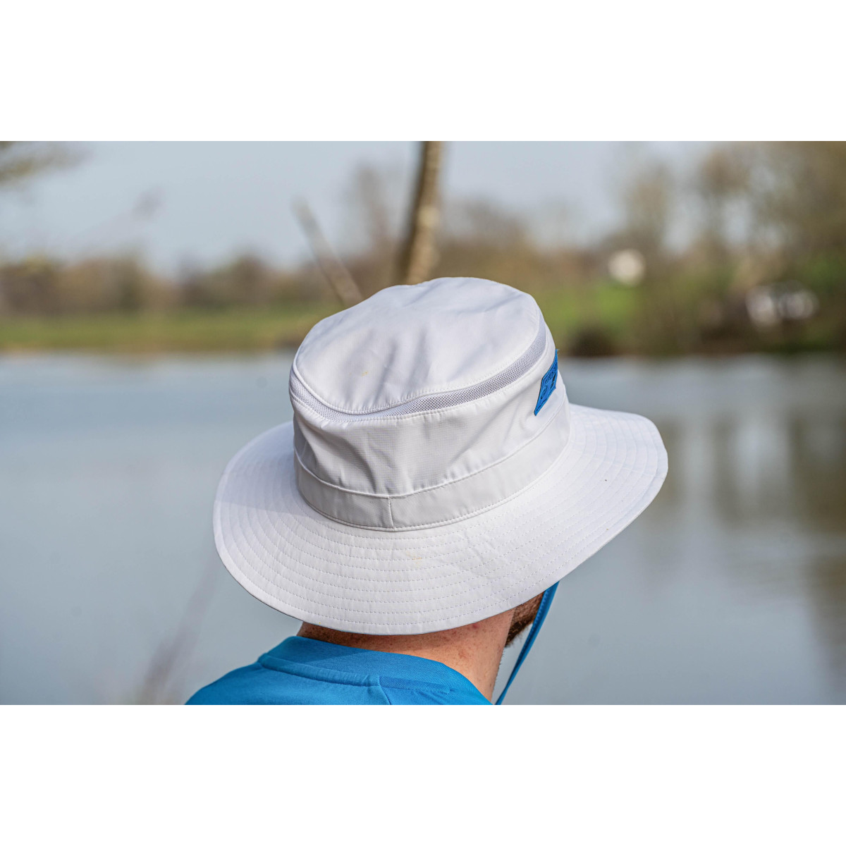 P0200737 Kapelusz Preston White Boonie