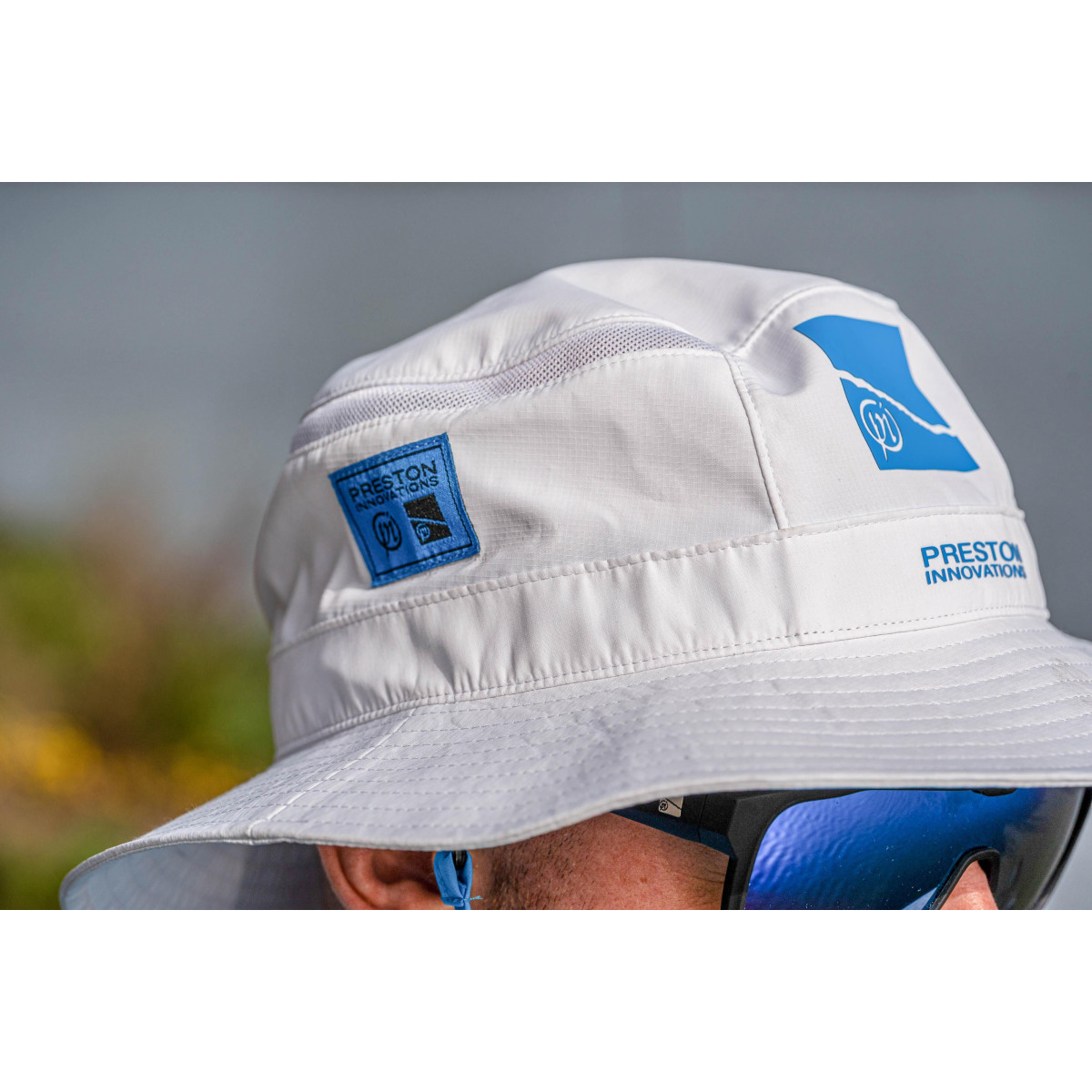 P0200737 Kapelusz Preston White Boonie