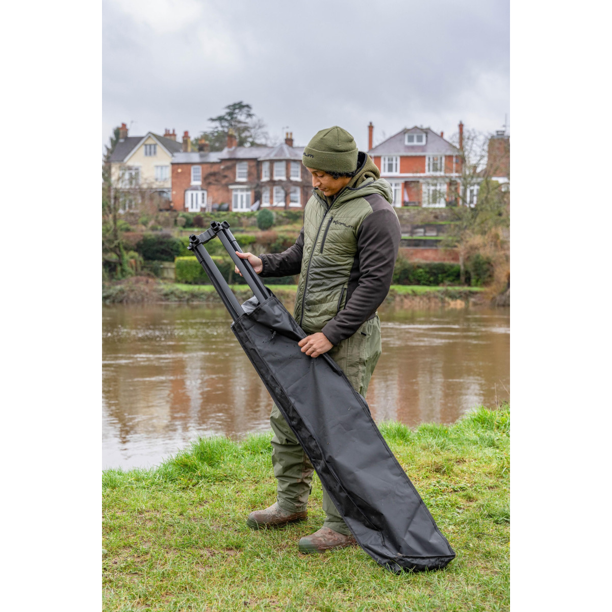 K0360094 Tripod Korum Deluxe River Tripod 3 Rod Wide