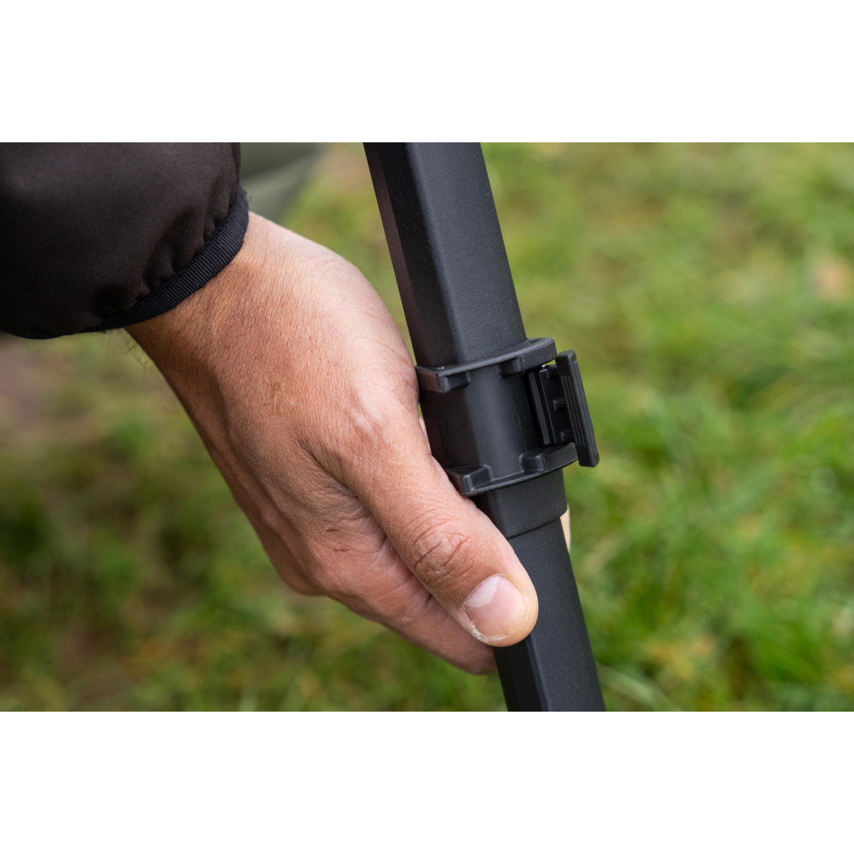 K0360094 Tripod Korum Deluxe River Tripod 3 Rod Wide
