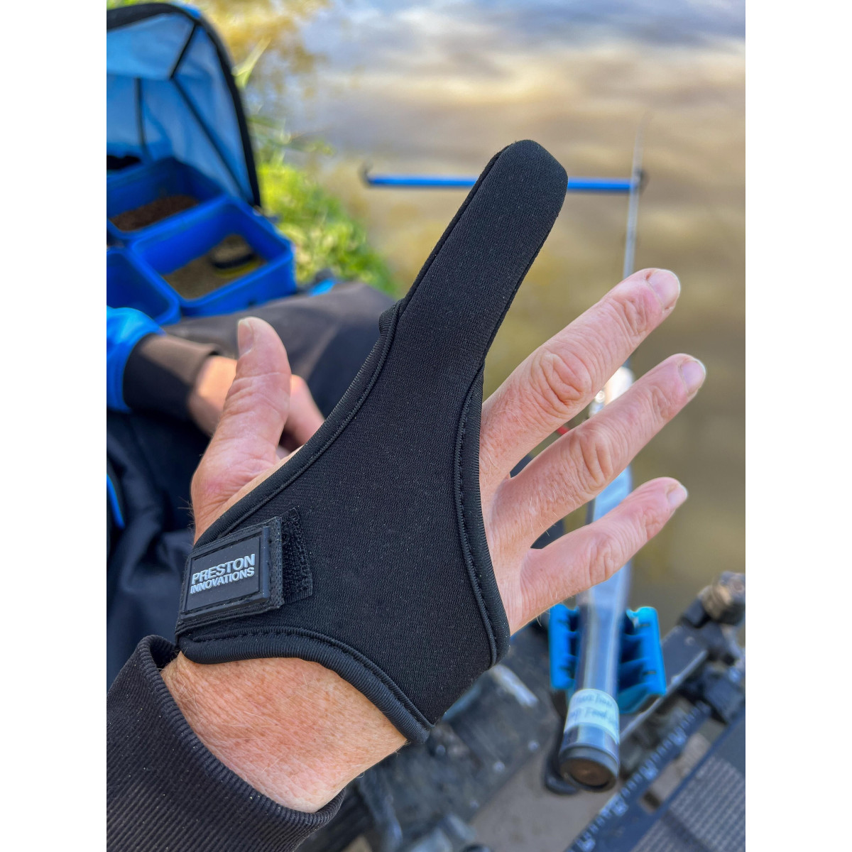 P0220199 Ochraniacz na palec Preston Extremity Finger Stall