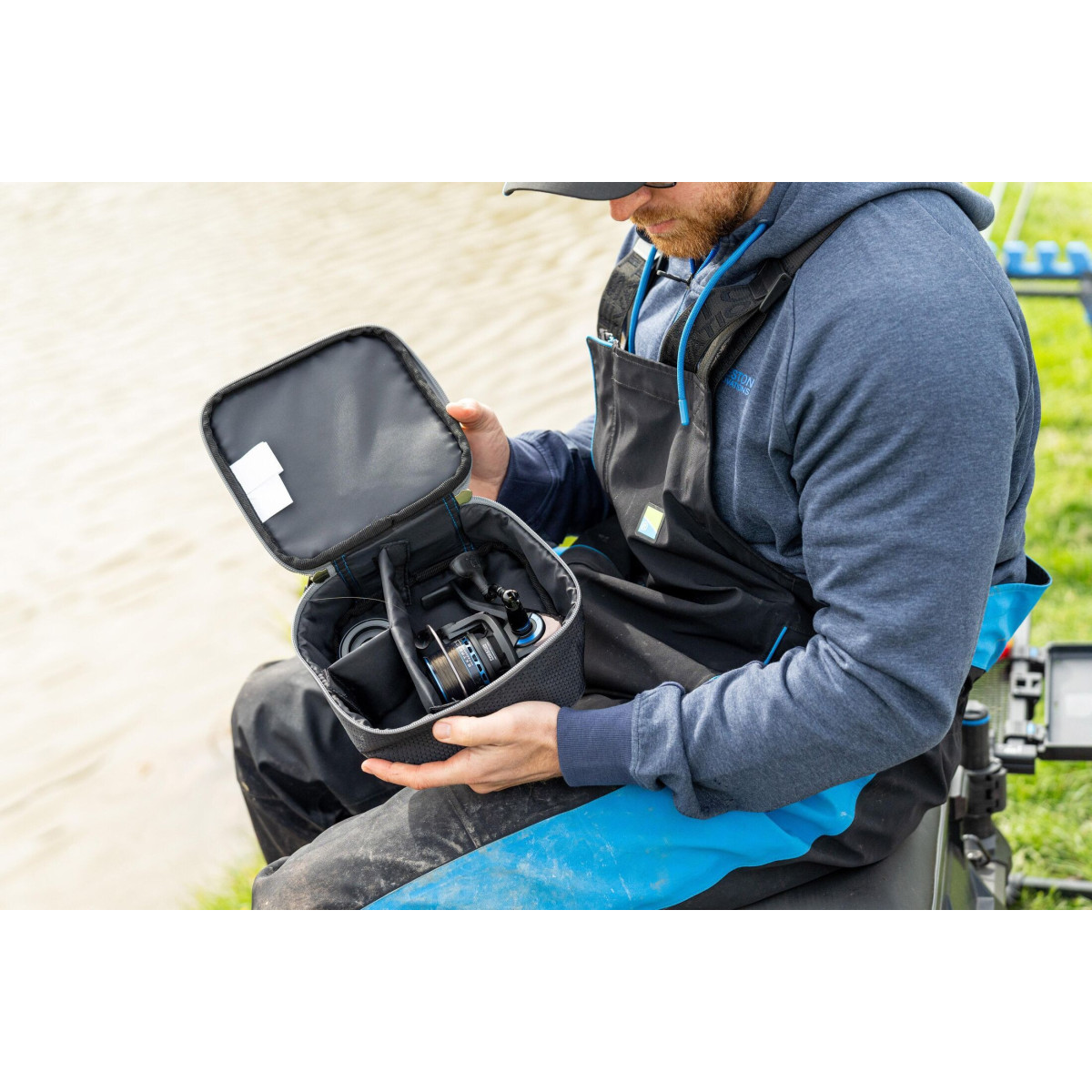 Pokrowiec na kołowrotek Preston Competition XS Reel Case