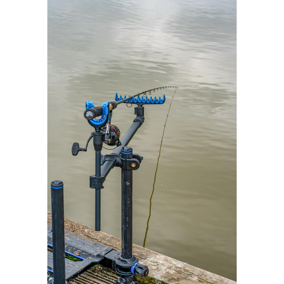 P0110132 Ramię Preston OFFBOX - Multi Feeder Arm