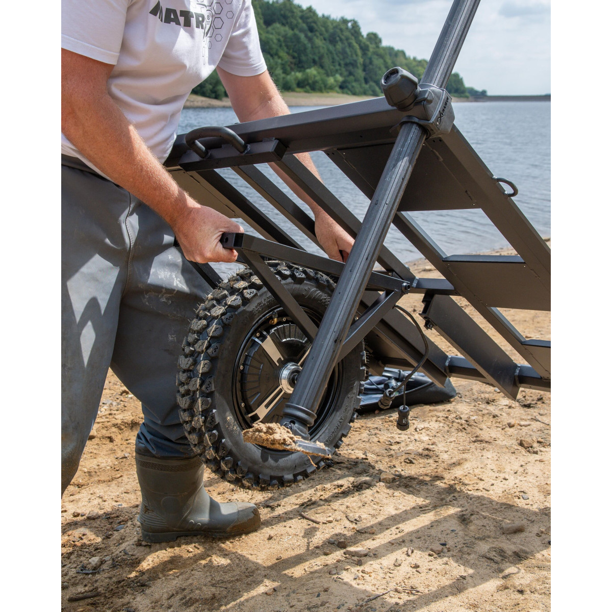 GST004 Wózek Matrix XR Duralite Platform Power Barrow