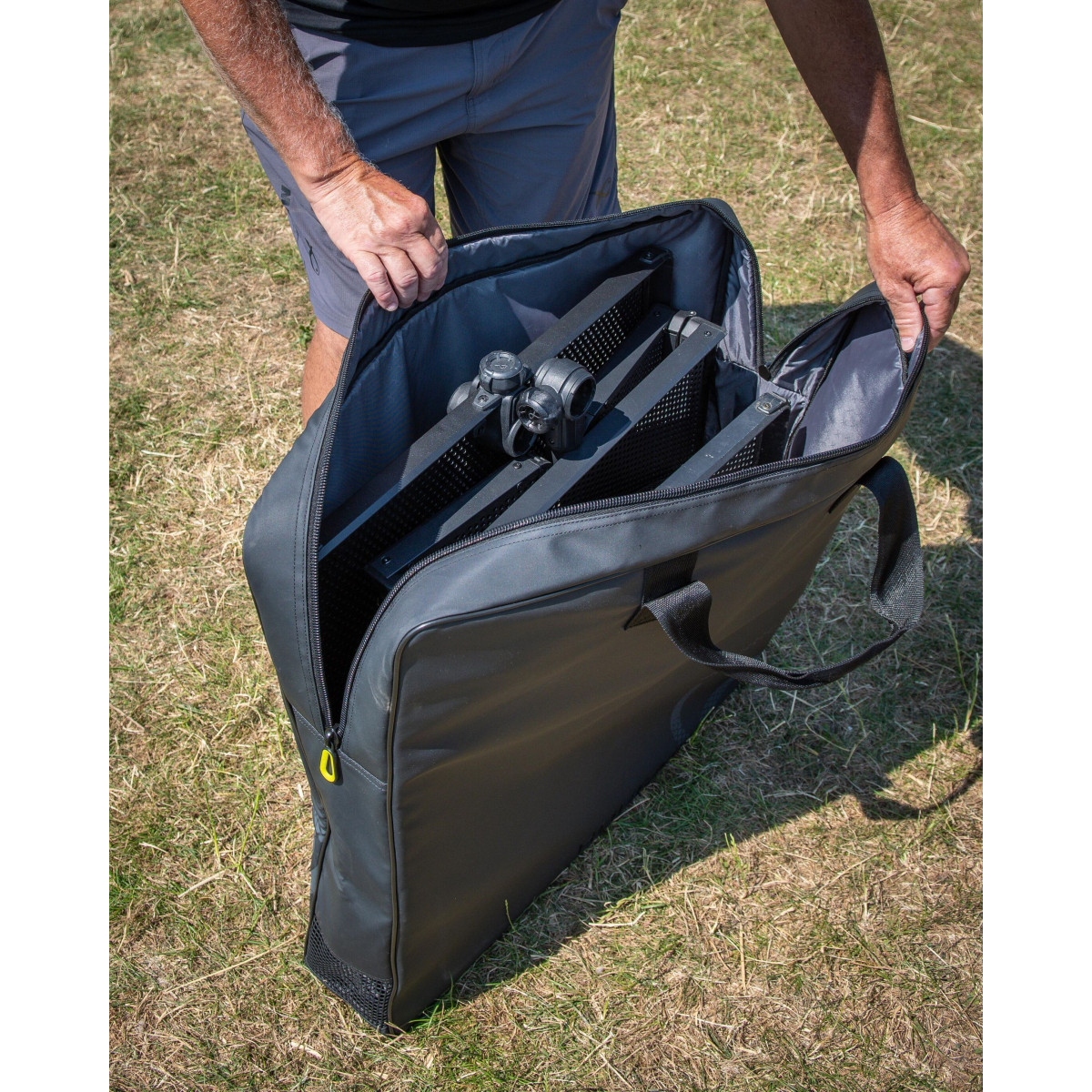 GLU192 Torba Matrix Horizon Pro Side Tray Storage