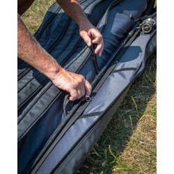 GLU197 Pokrowiec Matrix Horizon Pro 4 Rod Holdall / 195cm