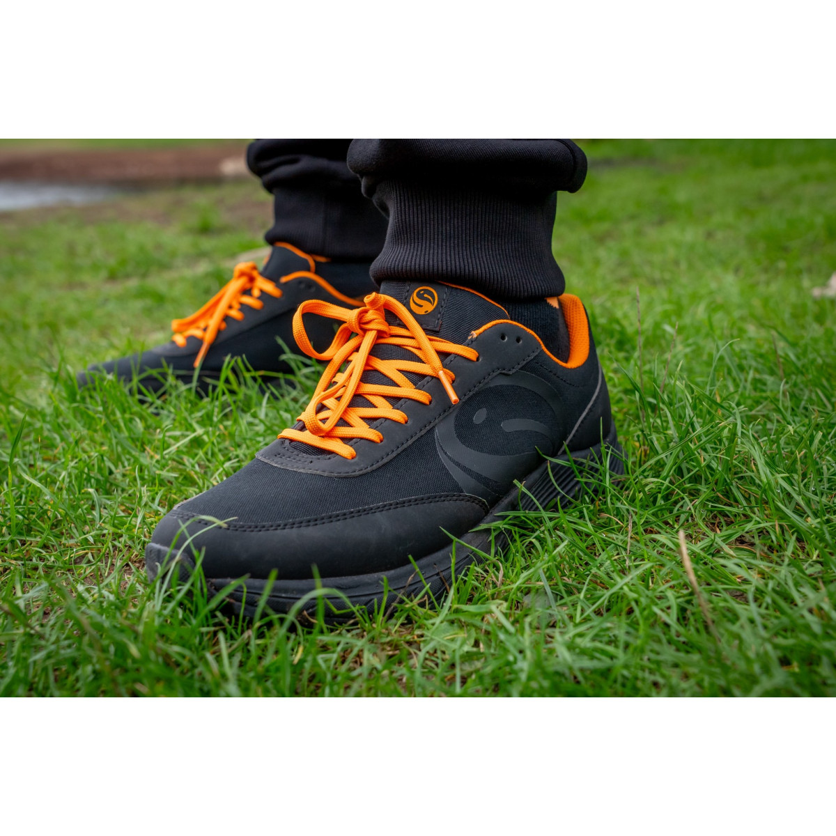 Buty Guru Waterproof Trainer